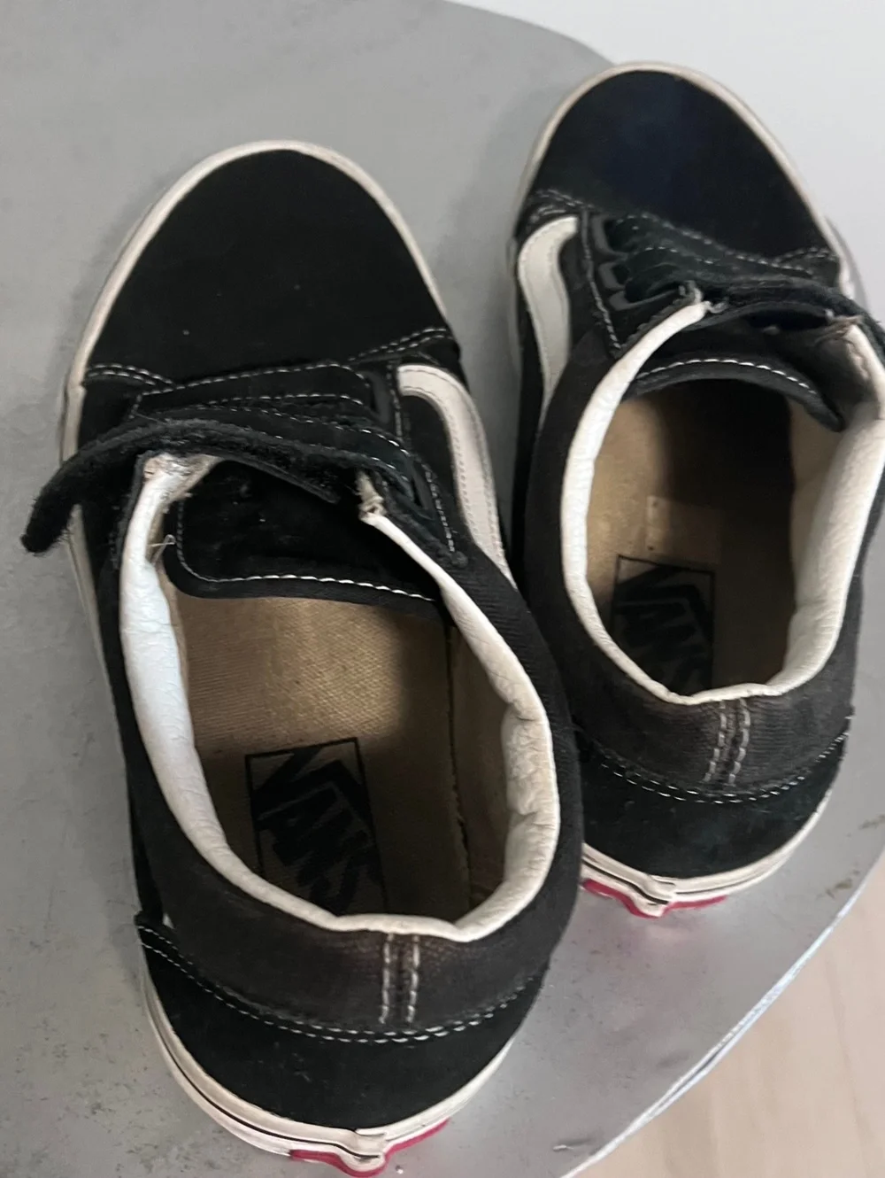 Vans Skater Old Skool V Black White Sneakers Men’s 6.5 Women’s 8 Velcro